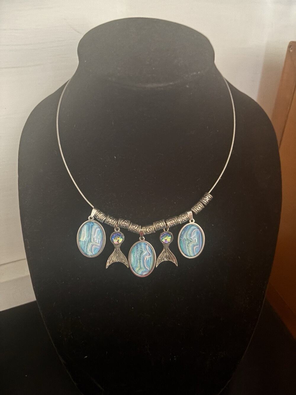 Wire Necklace Mermaid Tail Charms